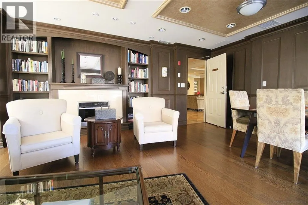 4000 CREEKSIDE Drive Unit# 401, #401