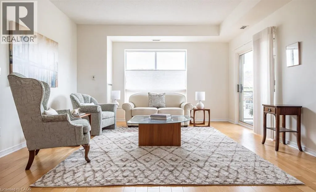 4000 CREEKSIDE Drive Unit# 401, #401