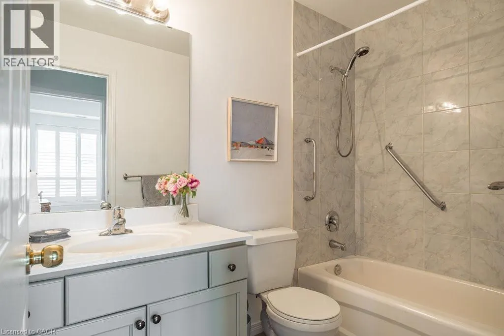 4000 CREEKSIDE Drive Unit# 401, #401