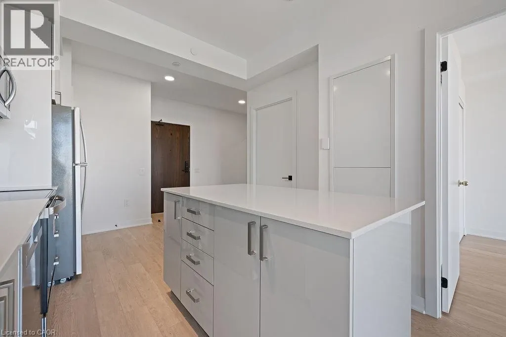 2782 BARTON Street E Unit# 1112, #1112