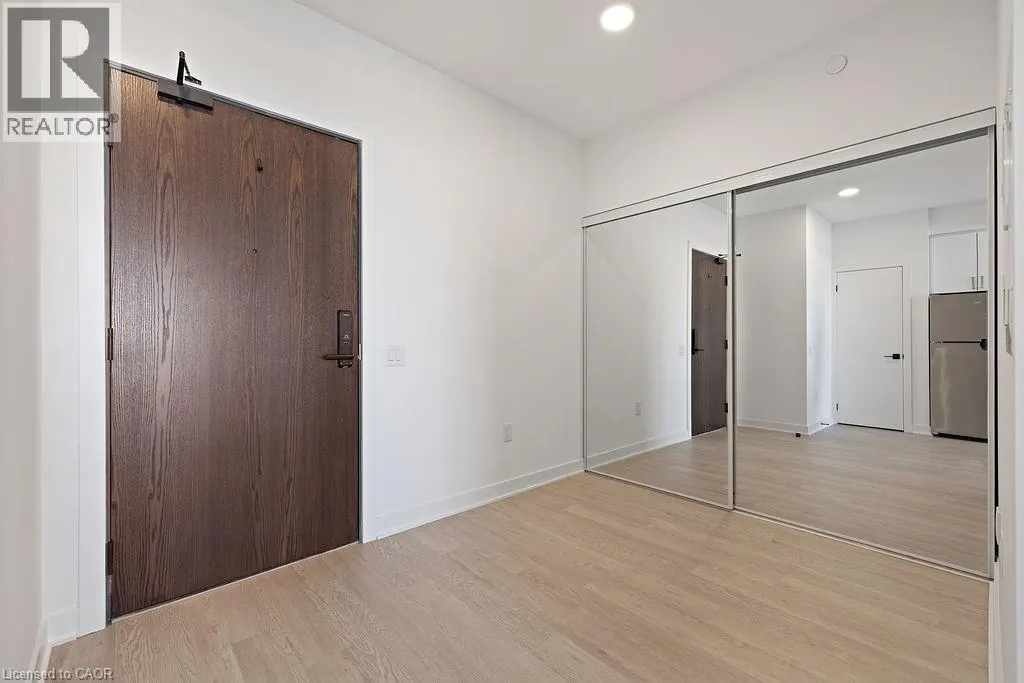 2782 BARTON Street E Unit# 1112, #1112