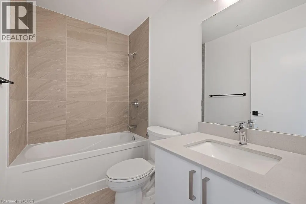 2782 BARTON Street E Unit# 1112, #1112