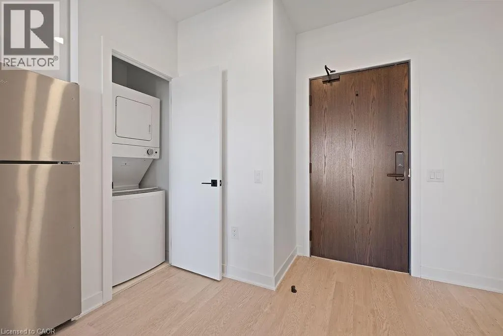 2782 BARTON Street E Unit# 1112, #1112