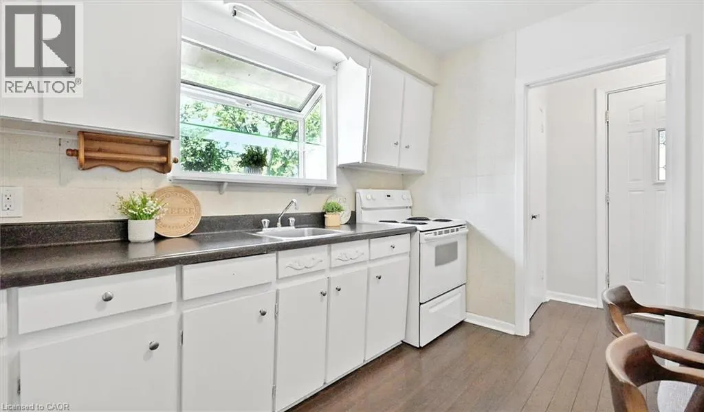 29 WEST 21ST Street