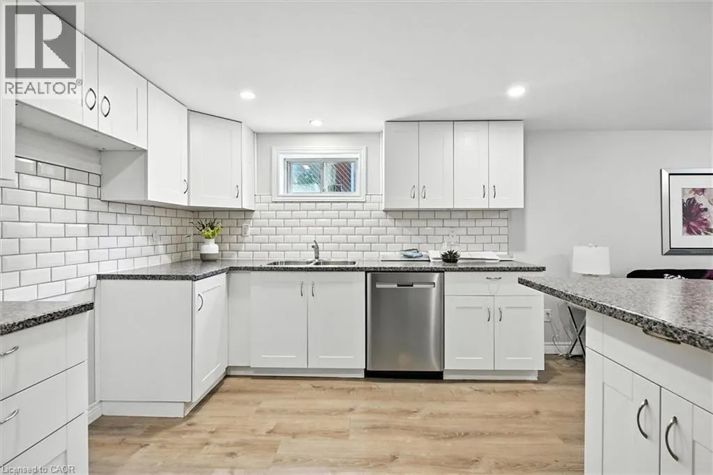 29 WEST 21ST Street