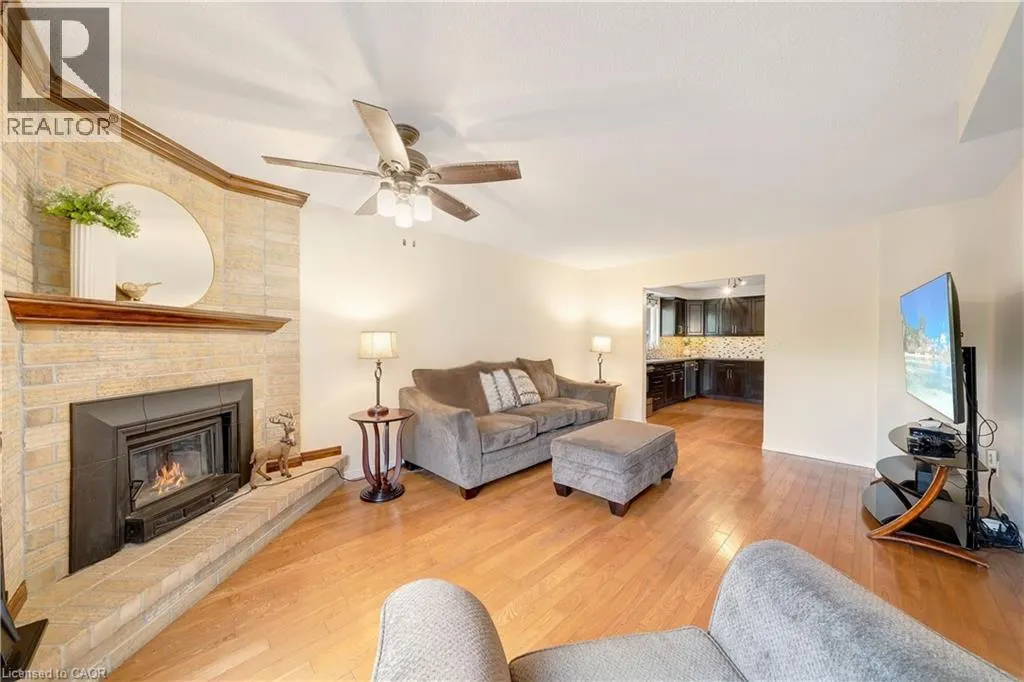 141 TEMPLEMEAD Drive