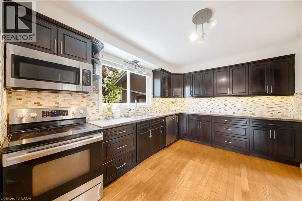 141 TEMPLEMEAD Drive