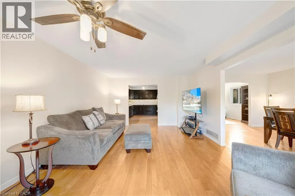 141 TEMPLEMEAD Drive