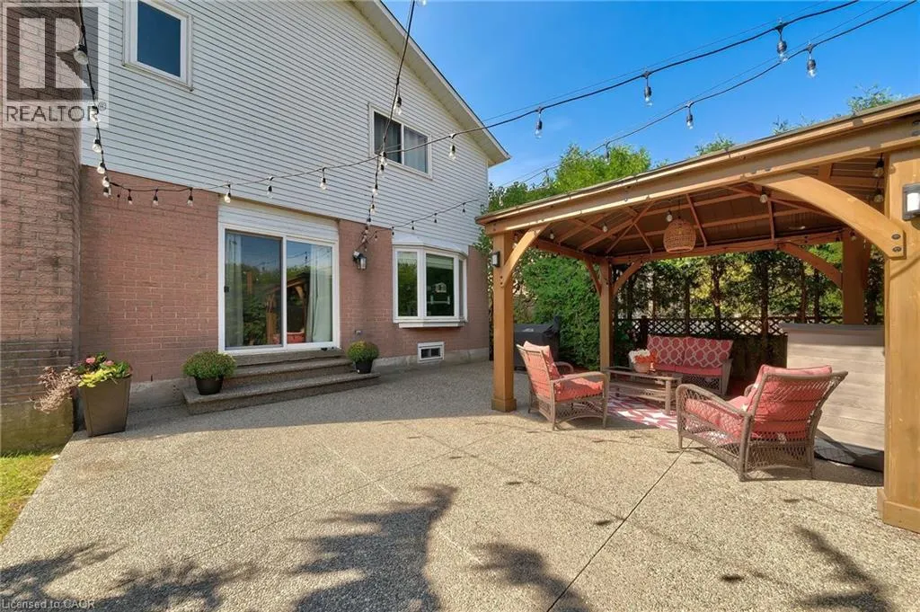 141 TEMPLEMEAD Drive