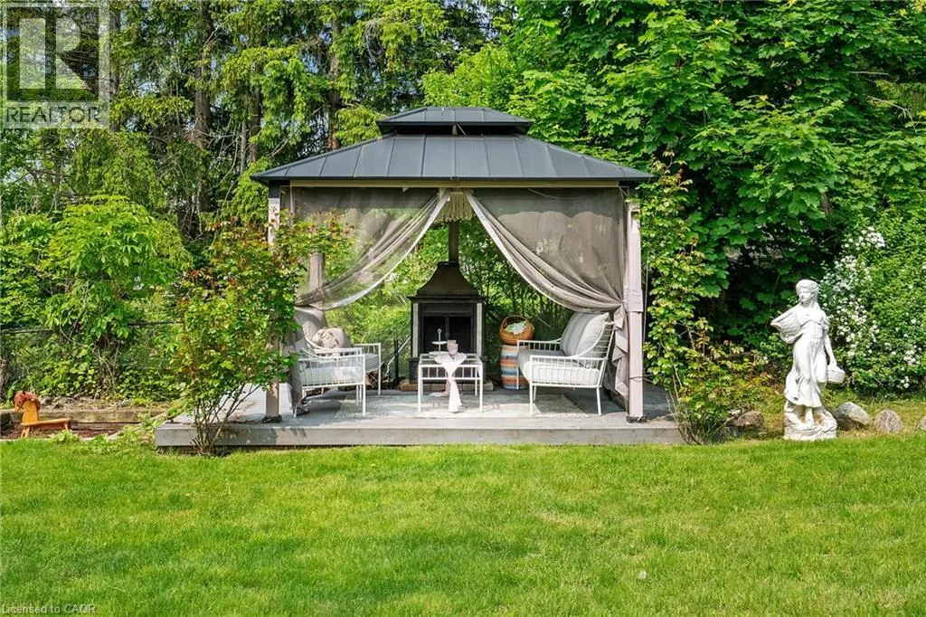 376 OLD GUELPH Road