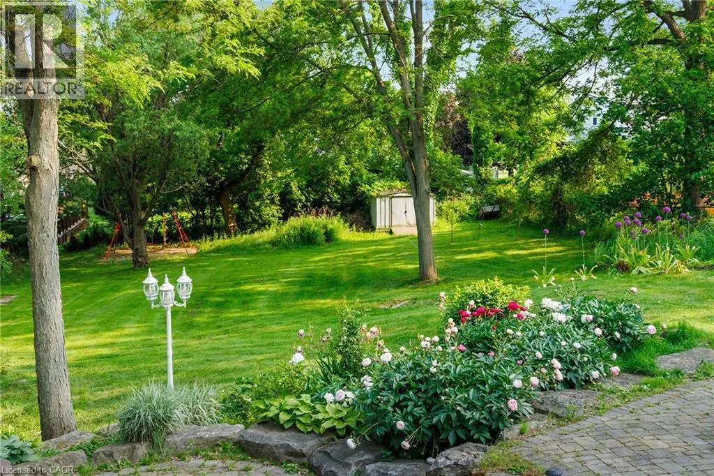 376 OLD GUELPH Road