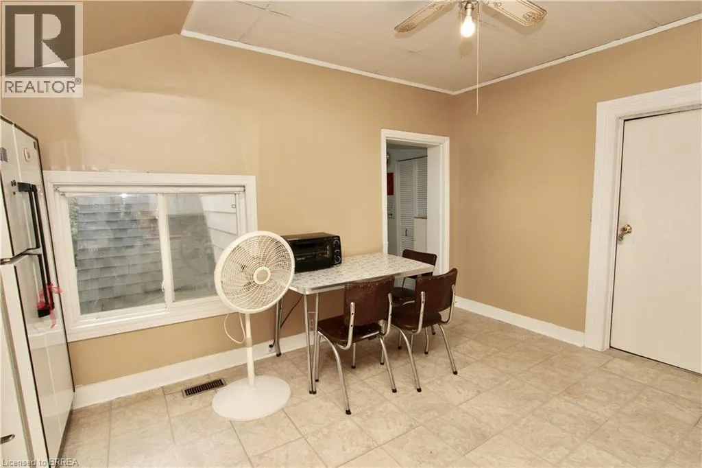 179 MARKET Street Unit# Upper, #Upper
