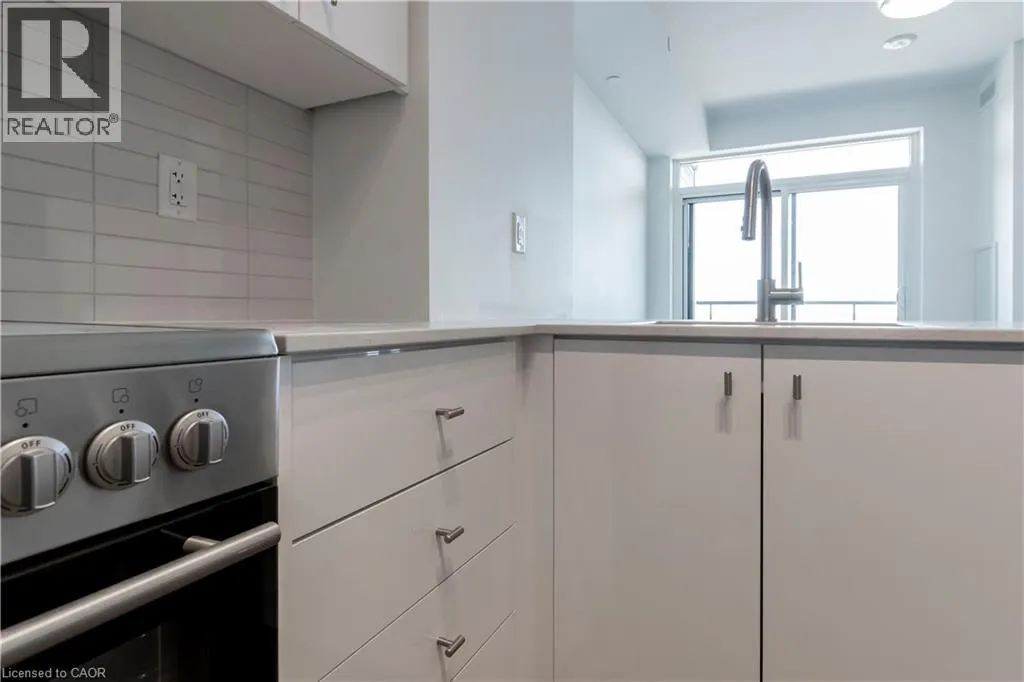 25 WELLINGTON Street S Unit# 1511, #1511
