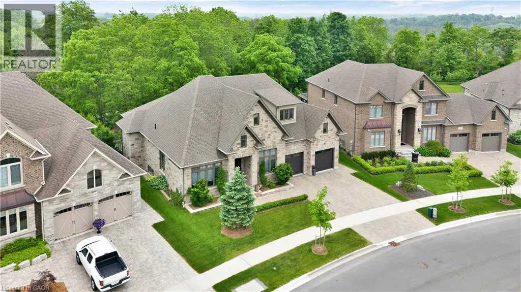 44 PIONEER RIDGE Drive