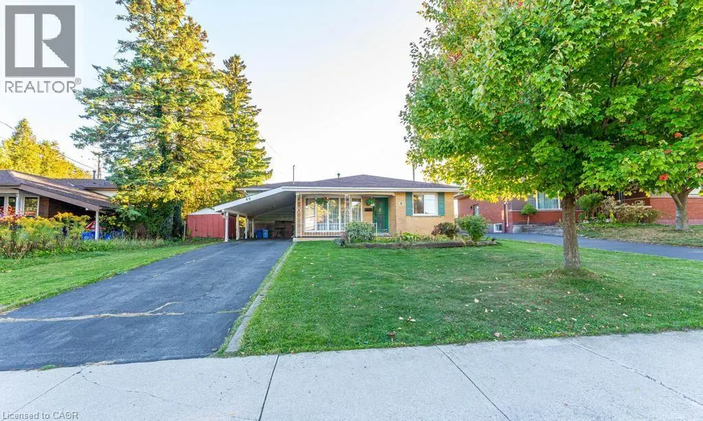 69 BUCKINGHAM Drive