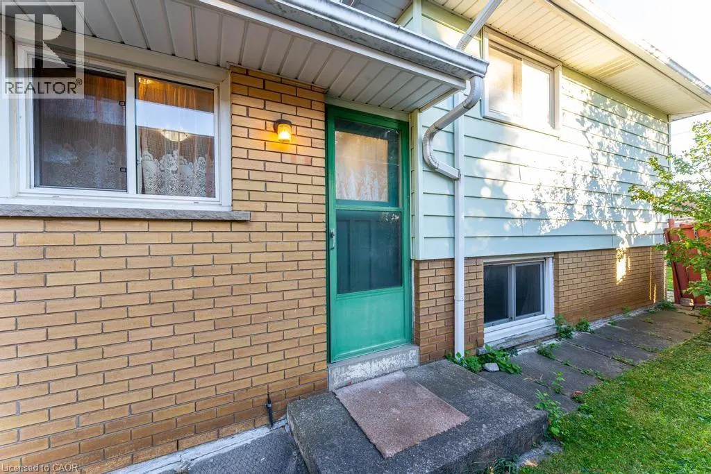 69 BUCKINGHAM Drive