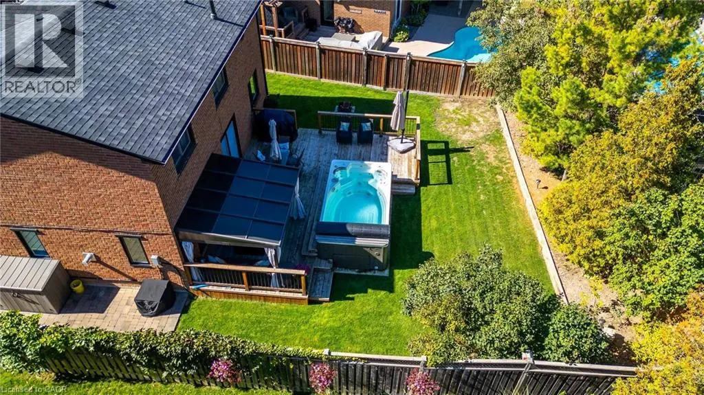 487 WHITE Drive