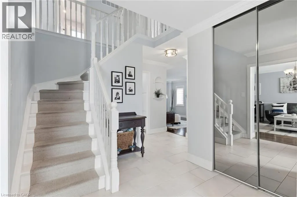 487 WHITE Drive
