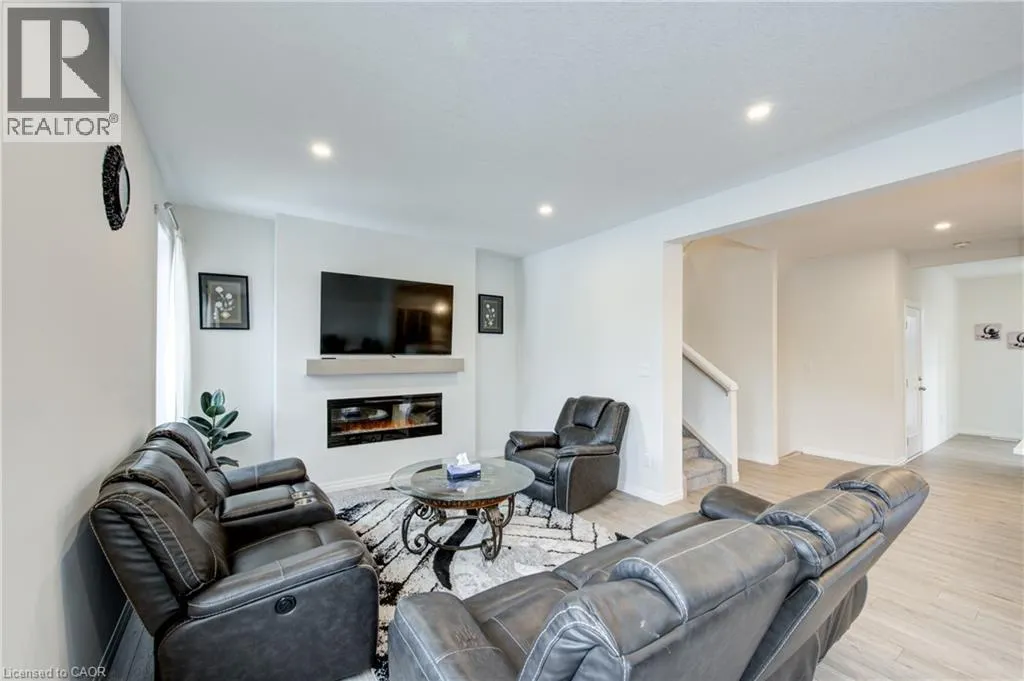 4 BRAUN AVENUE Avenue