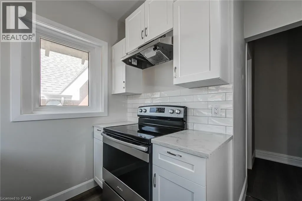 200 PARK Avenue Unit# Upper, #Upper
