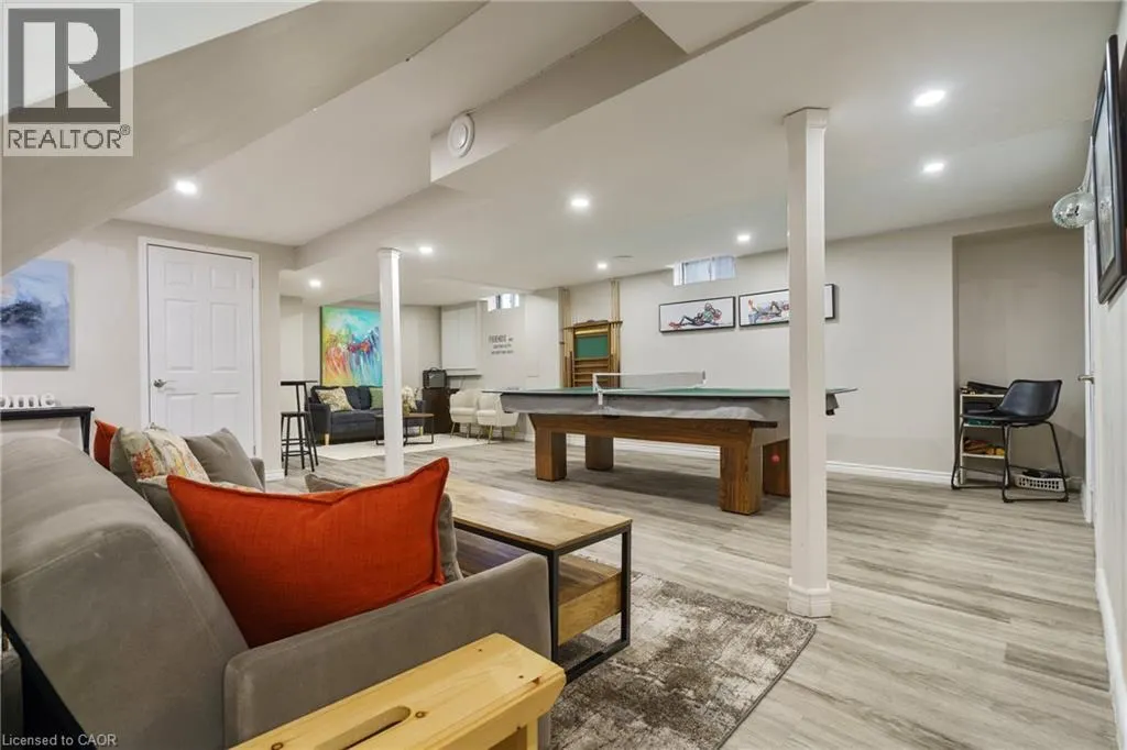 3214 TANIA Crescent