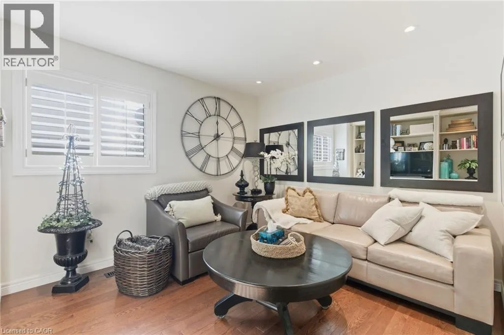 2387 CAVENDISH Drive