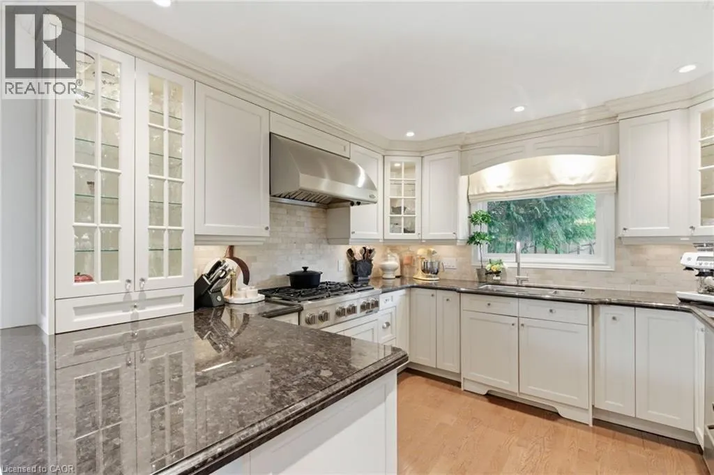 2387 CAVENDISH Drive