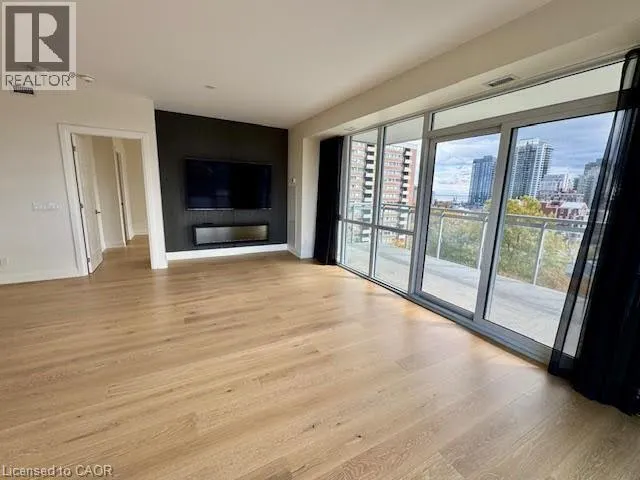 2025 MARIA Street Unit# 807, #807