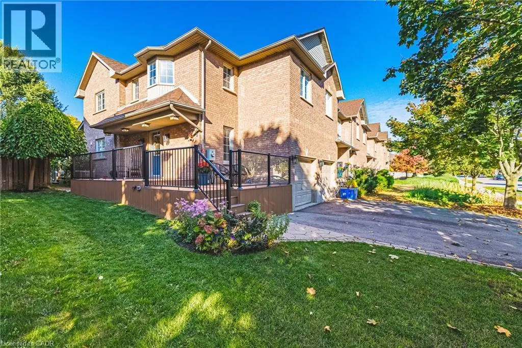 55 MORWICK Drive