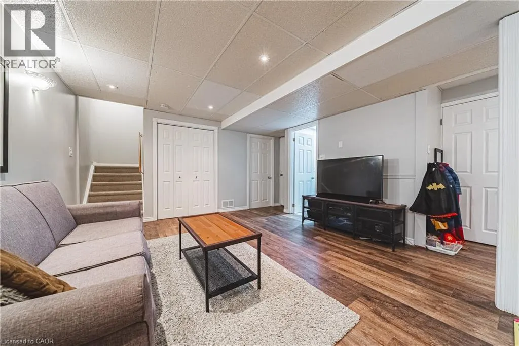 55 MORWICK Drive