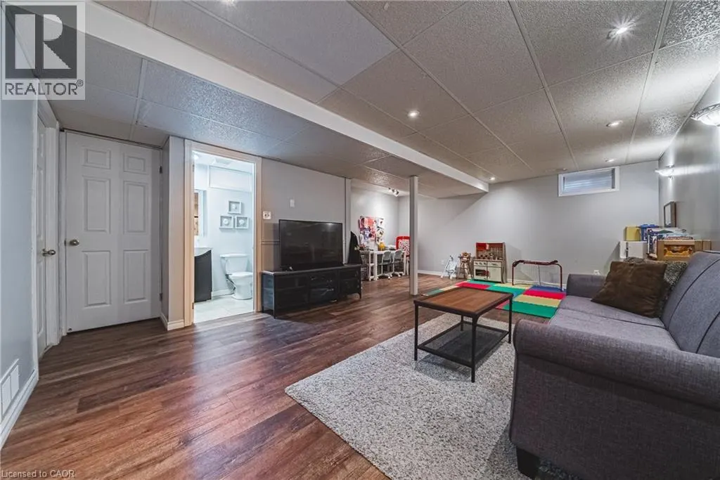 55 MORWICK Drive