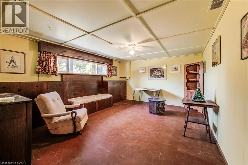39 KENWOOD Court