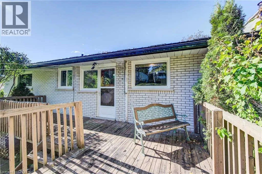 39 KENWOOD Court