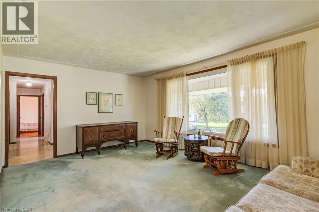 39 KENWOOD Court
