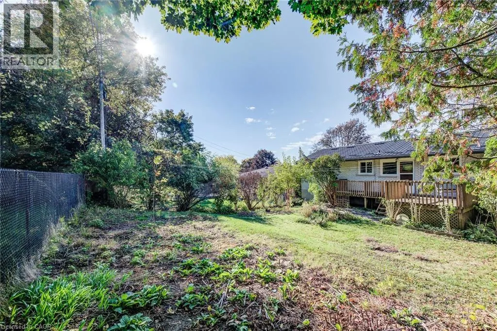 39 KENWOOD Court