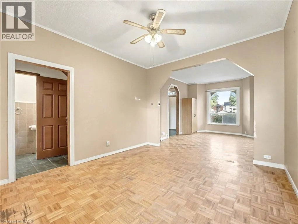 23 OAK Avenue