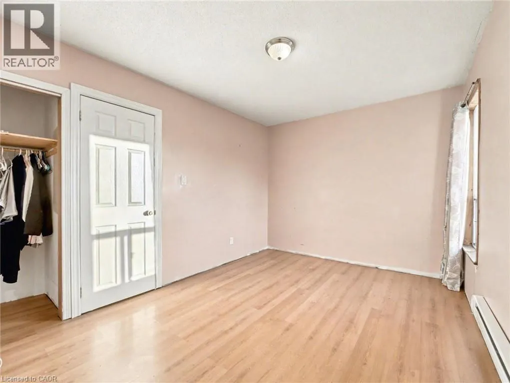 23 OAK Avenue