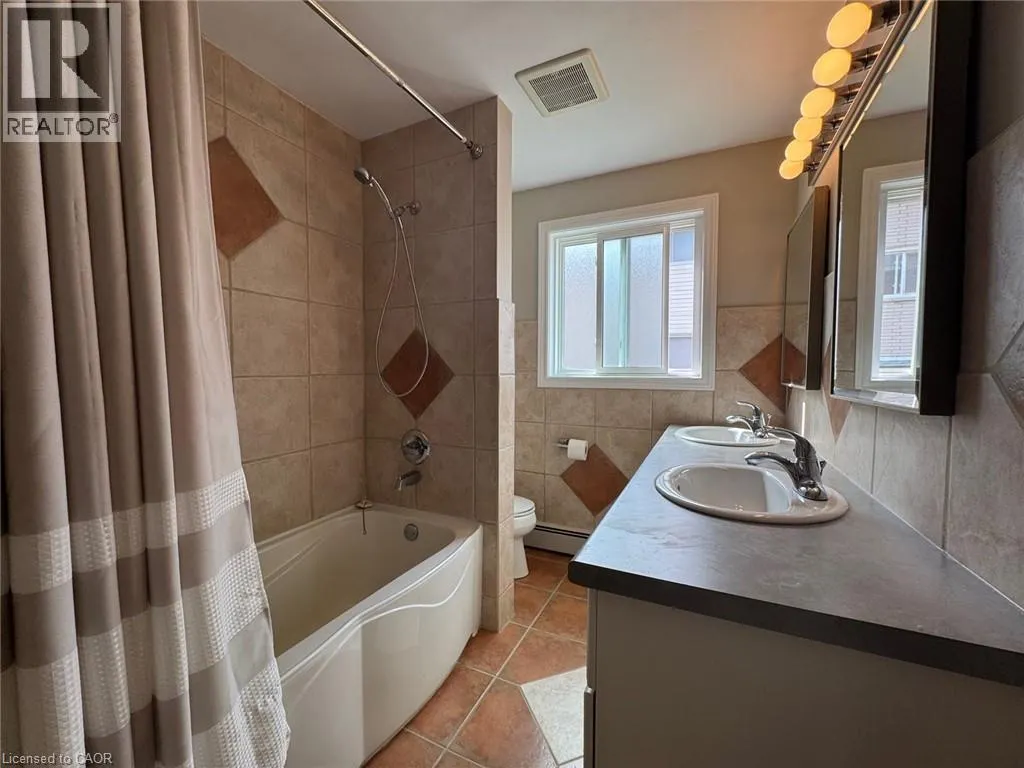 86 CARNABY Crescent Unit# 2, #2