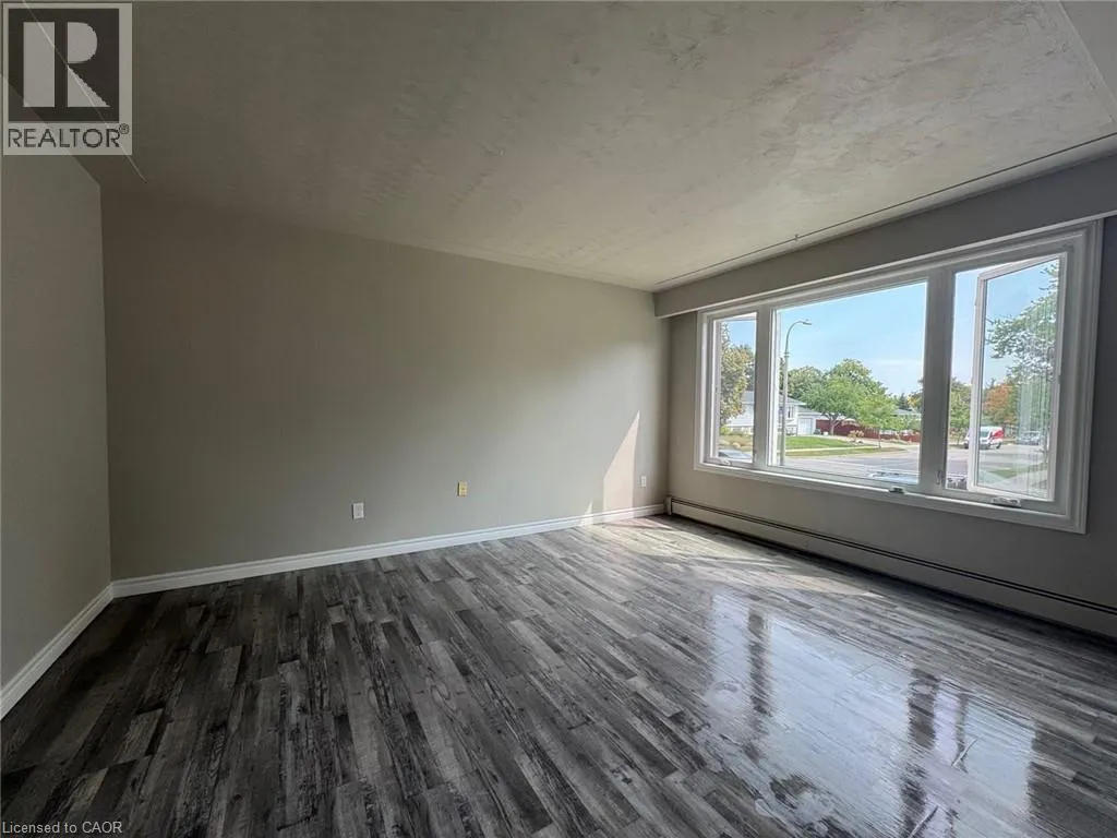 86 CARNABY Crescent Unit# 2, #2