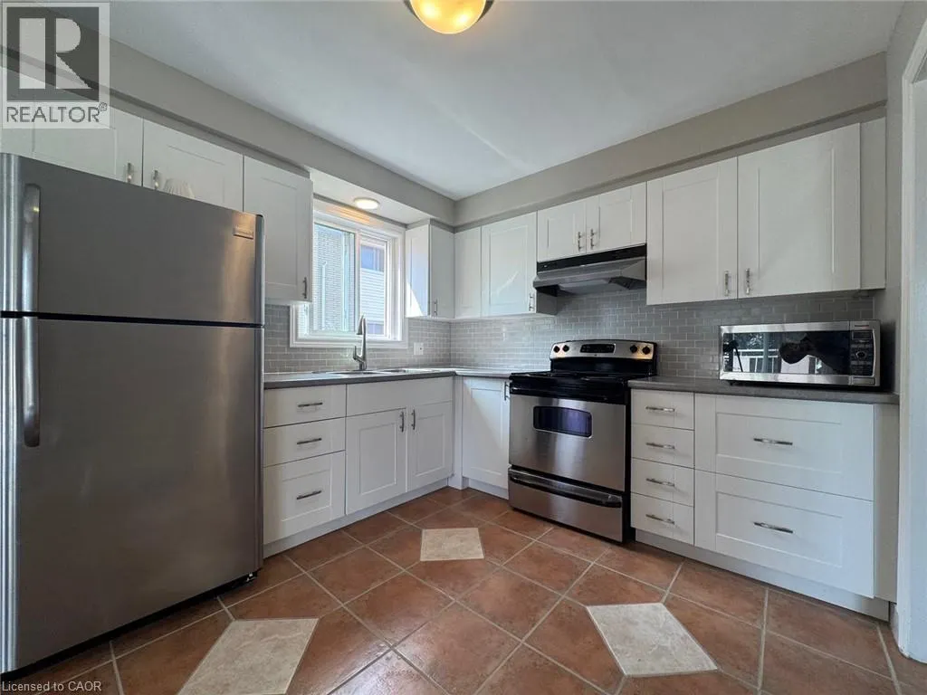 86 CARNABY Crescent Unit# 2, #2