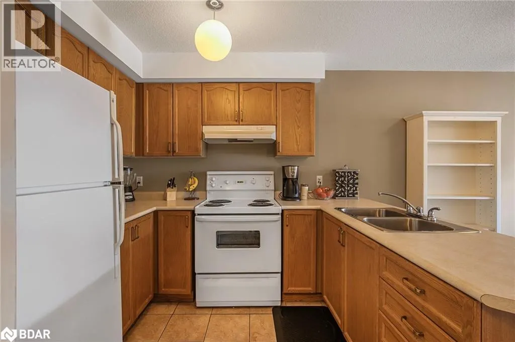 107 BOND Street Unit# 303, #303