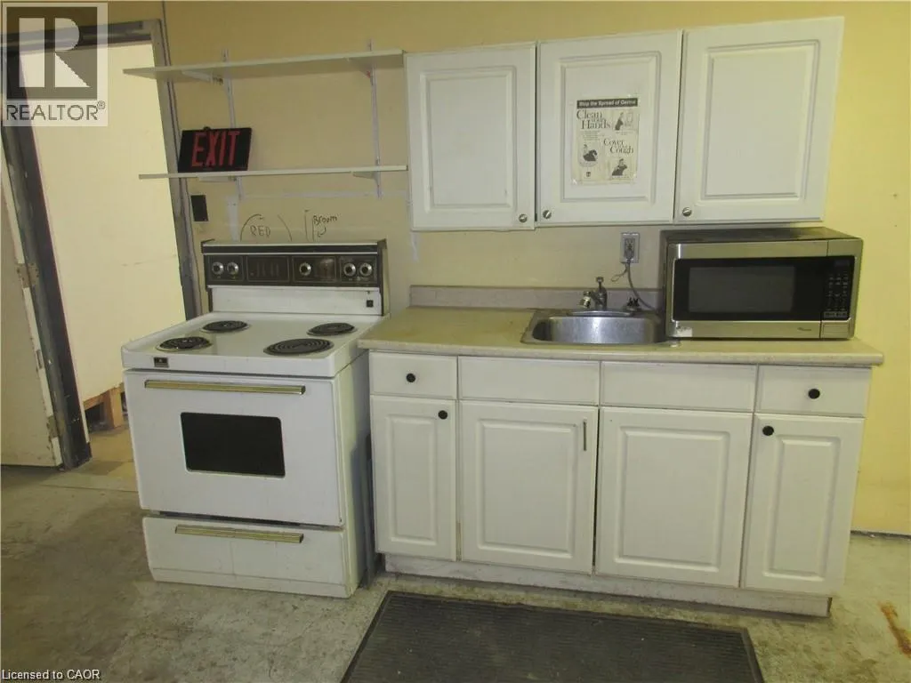 749 BARTON Street E Unit# A, #A