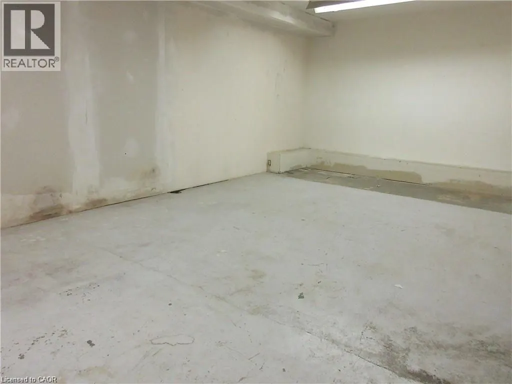 749 BARTON Street E Unit# A, #A