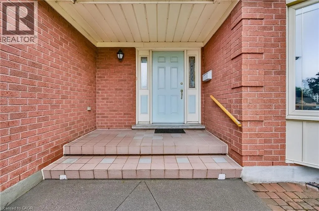21 RIVIERA Ridge