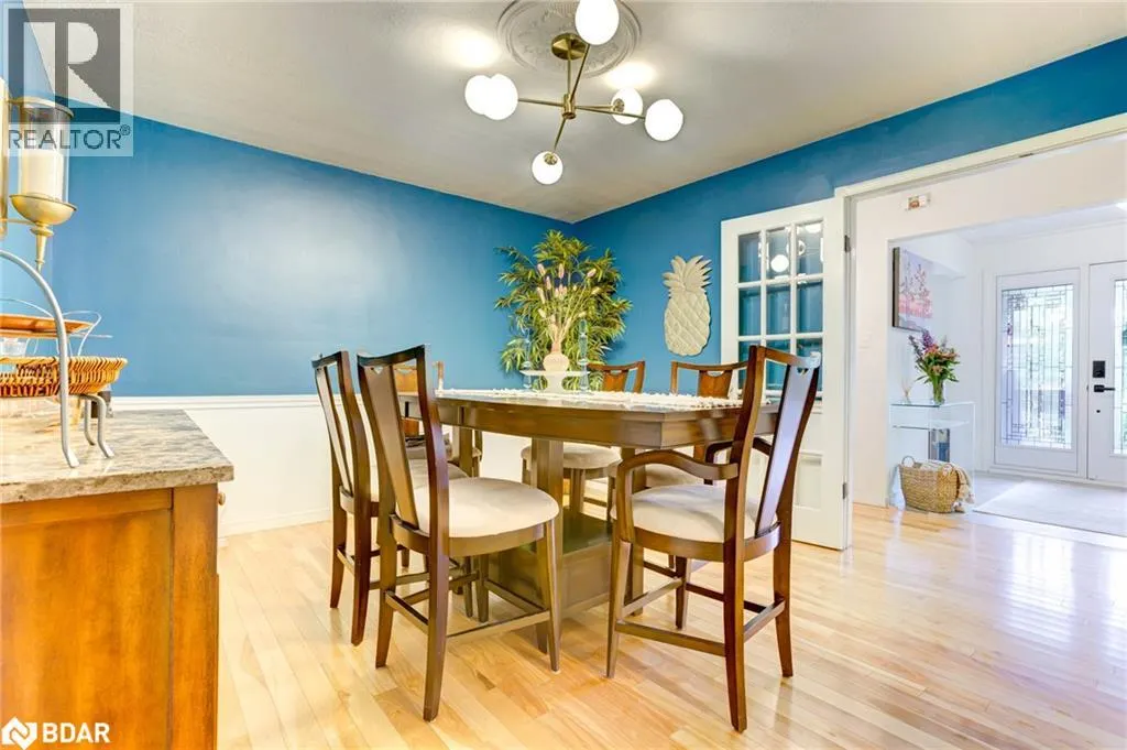 83 INWOOD Crescent