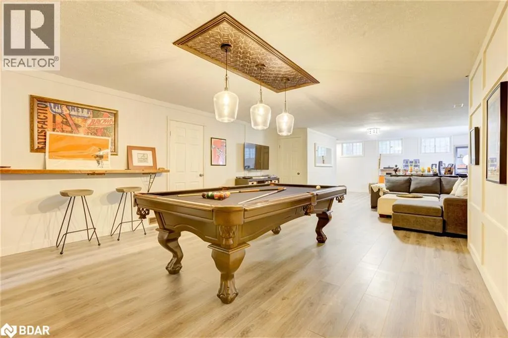 83 INWOOD Crescent