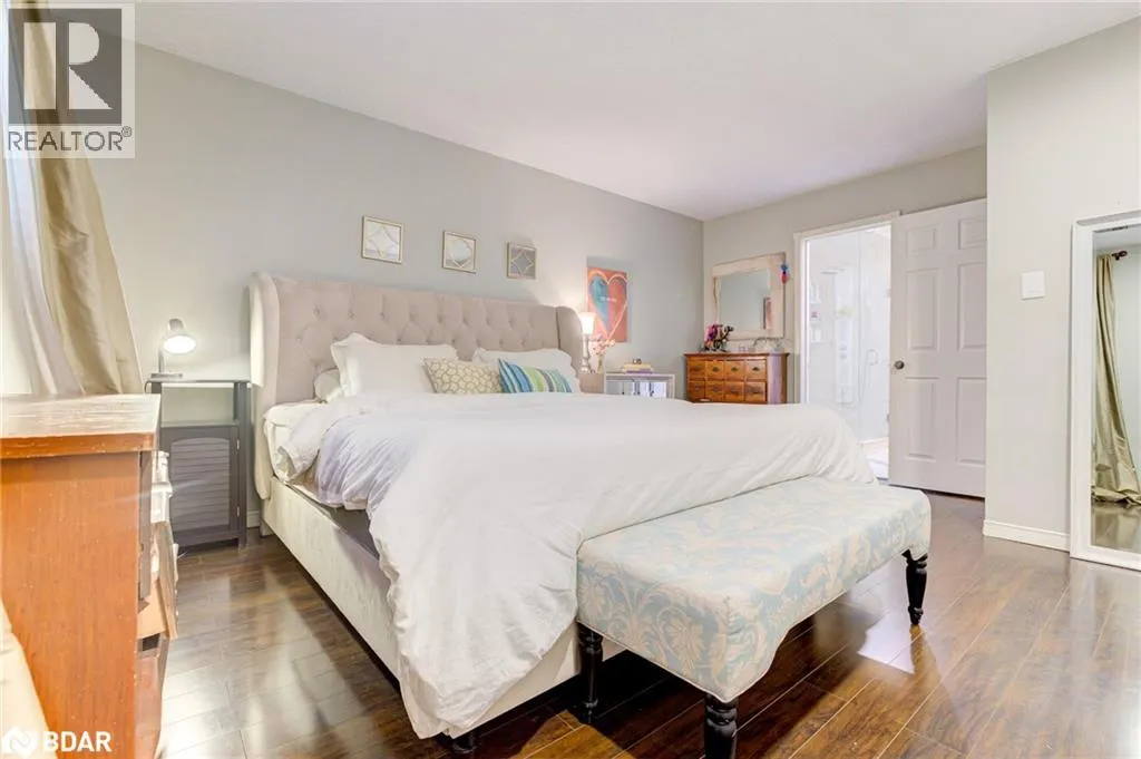 83 INWOOD Crescent