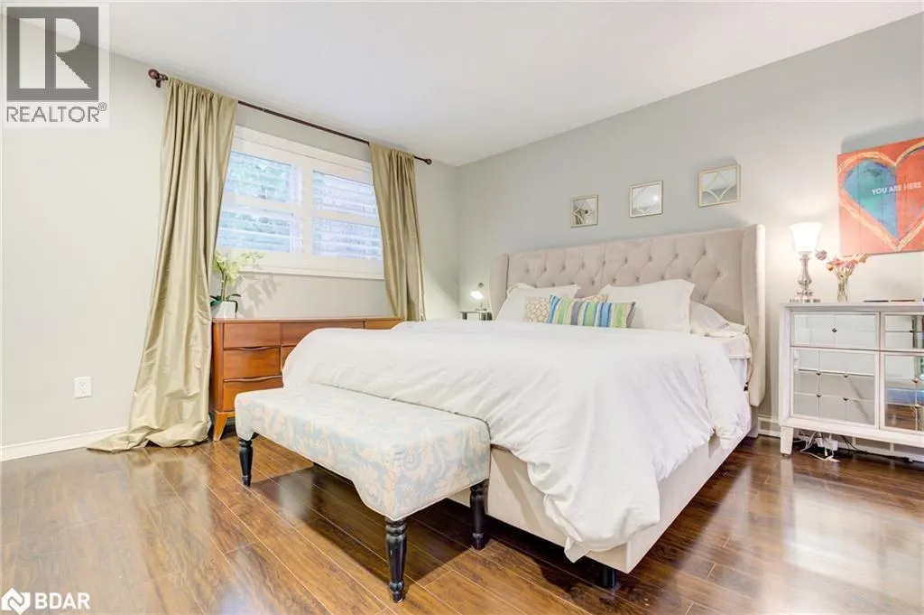 83 INWOOD Crescent