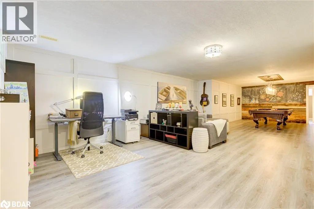 83 INWOOD Crescent