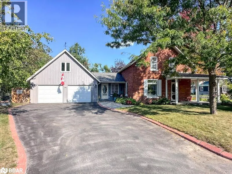 17 FRANCES Street N
